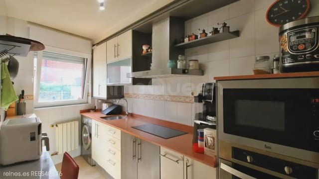 3 bedroom Semi-detached Villa for sale in Parbayón, Piélagos with garage - € 259,000 (Ref: 9867939)