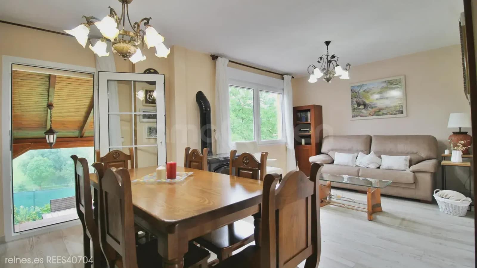 3 slaapkamer Halfvrijstaande villa te koop in Penagos - € 345.000 (Ref: 9869666)