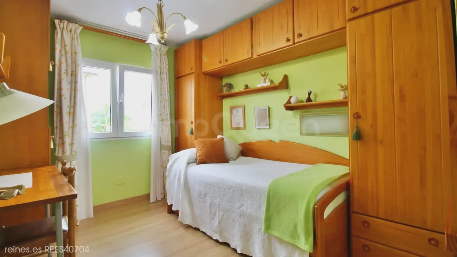 3 slaapkamer Halfvrijstaande villa te koop in Penagos - € 345.000 (Ref: 9869666)