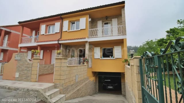 3 slaapkamer Halfvrijstaande villa te koop in Penagos - € 345.000 (Ref: 9869666)