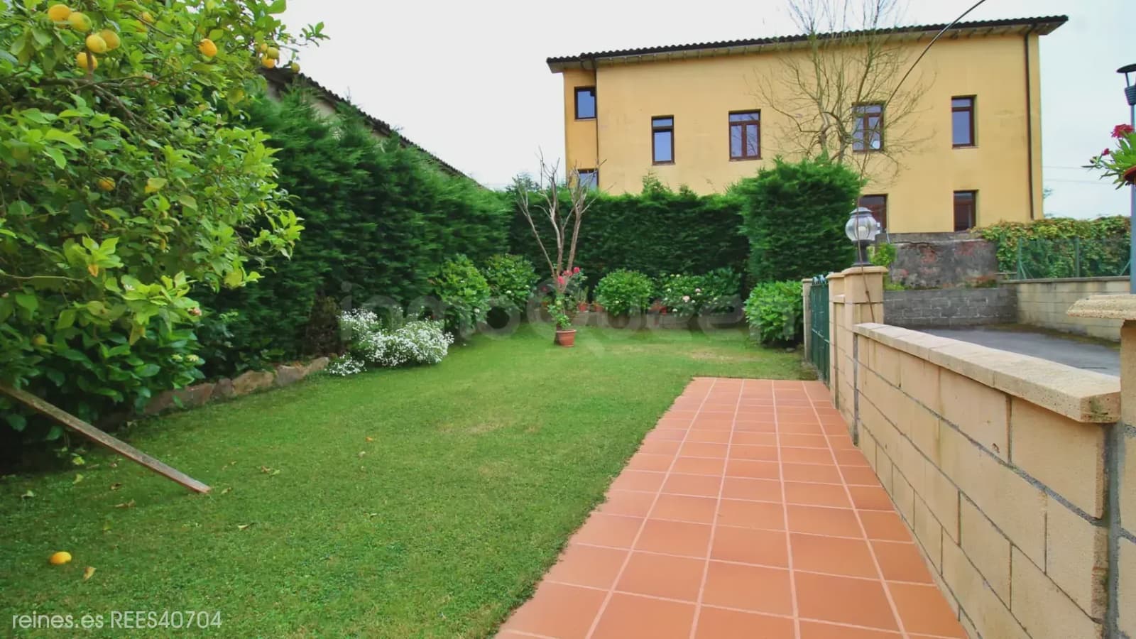 3 slaapkamer Halfvrijstaande villa te koop in Penagos - € 345.000 (Ref: 9869666)