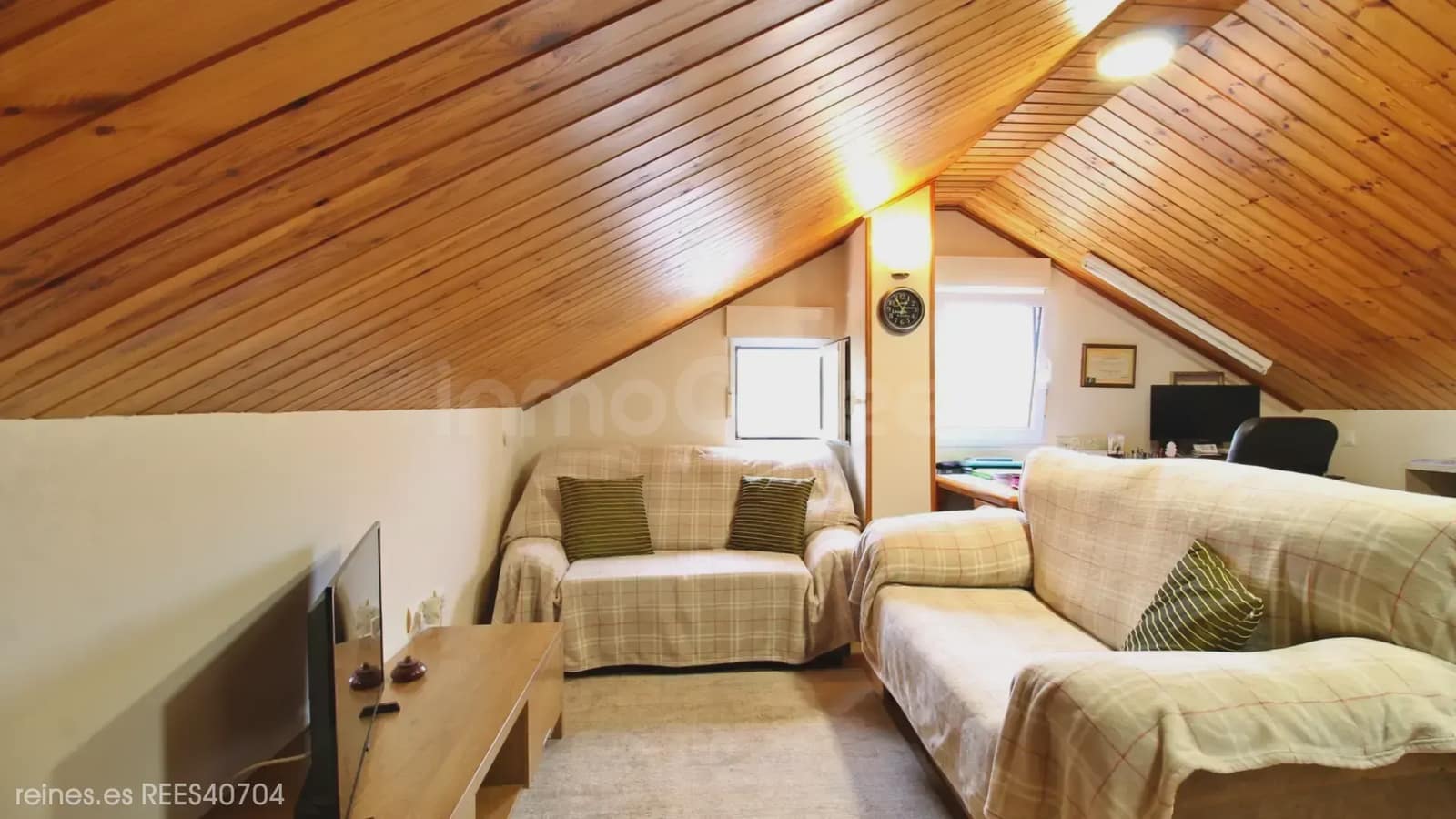 3 slaapkamer Halfvrijstaande villa te koop in Penagos - € 345.000 (Ref: 9869666)