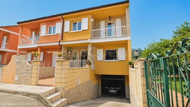 Pareado de 4 habitaciones en Penagos en venta con garaje - 345.000 € (Ref: 9869666)