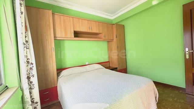 3 bedroom Flat for sale in Torrelavega - € 149,000 (Ref: 9870358)