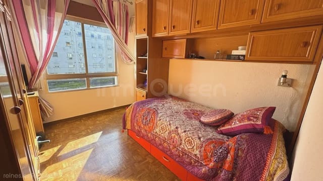 3 bedroom Flat for sale in Torrelavega - € 149,000 (Ref: 9870358)