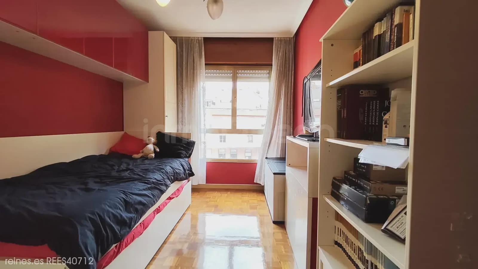 Piso de 3 habitaciones en Mieres en venta con garaje - 149.900 € (Ref: 9875395)