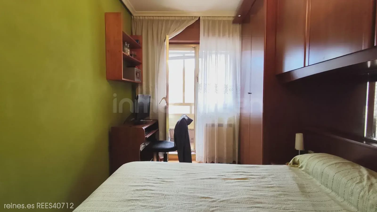 Piso de 3 habitaciones en Mieres en venta con garaje - 149.900 € (Ref: 9875395)