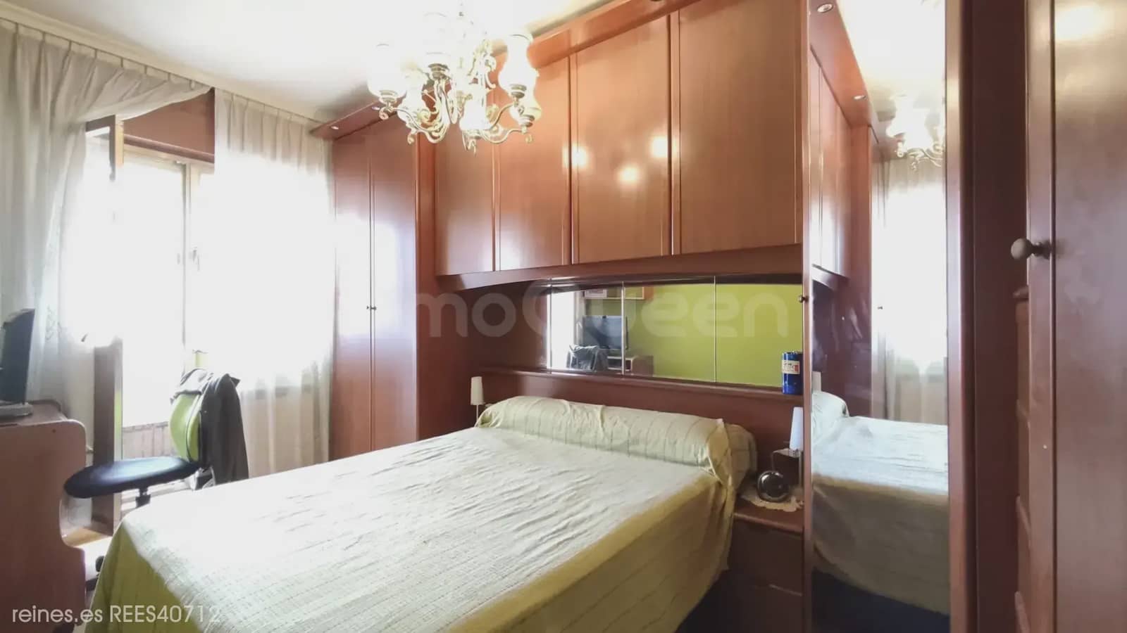 Piso de 3 habitaciones en Mieres en venta con garaje - 149.900 € (Ref: 9875395)