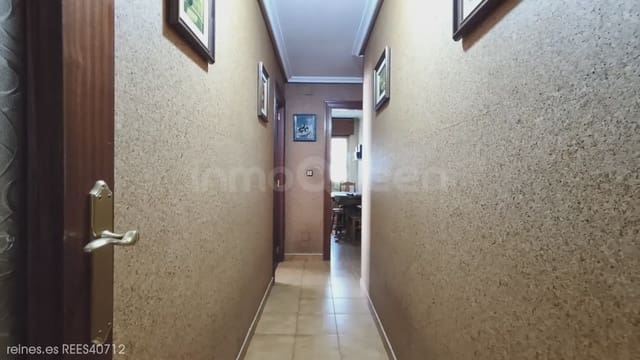 Piso de 3 habitaciones en Mieres en venta con garaje - 149.900 € (Ref: 9875395)