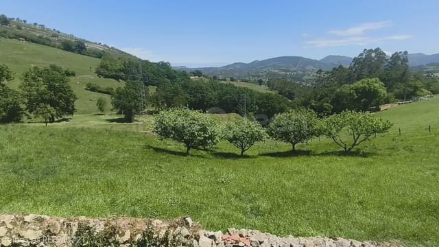 Byggetomt til salgs i Peñamellera Baja - € 125 000 (Ref: 9879892)