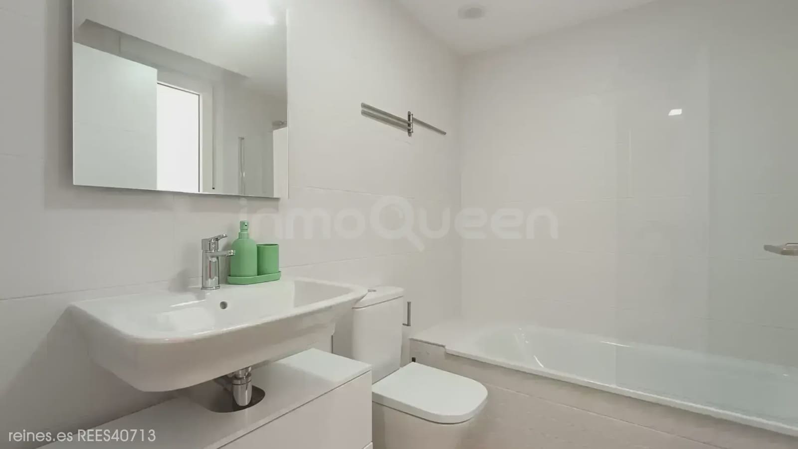 2 slaapkamer Flat te huur in Oviedo met garage - € 1.100 (Ref: 9879893)