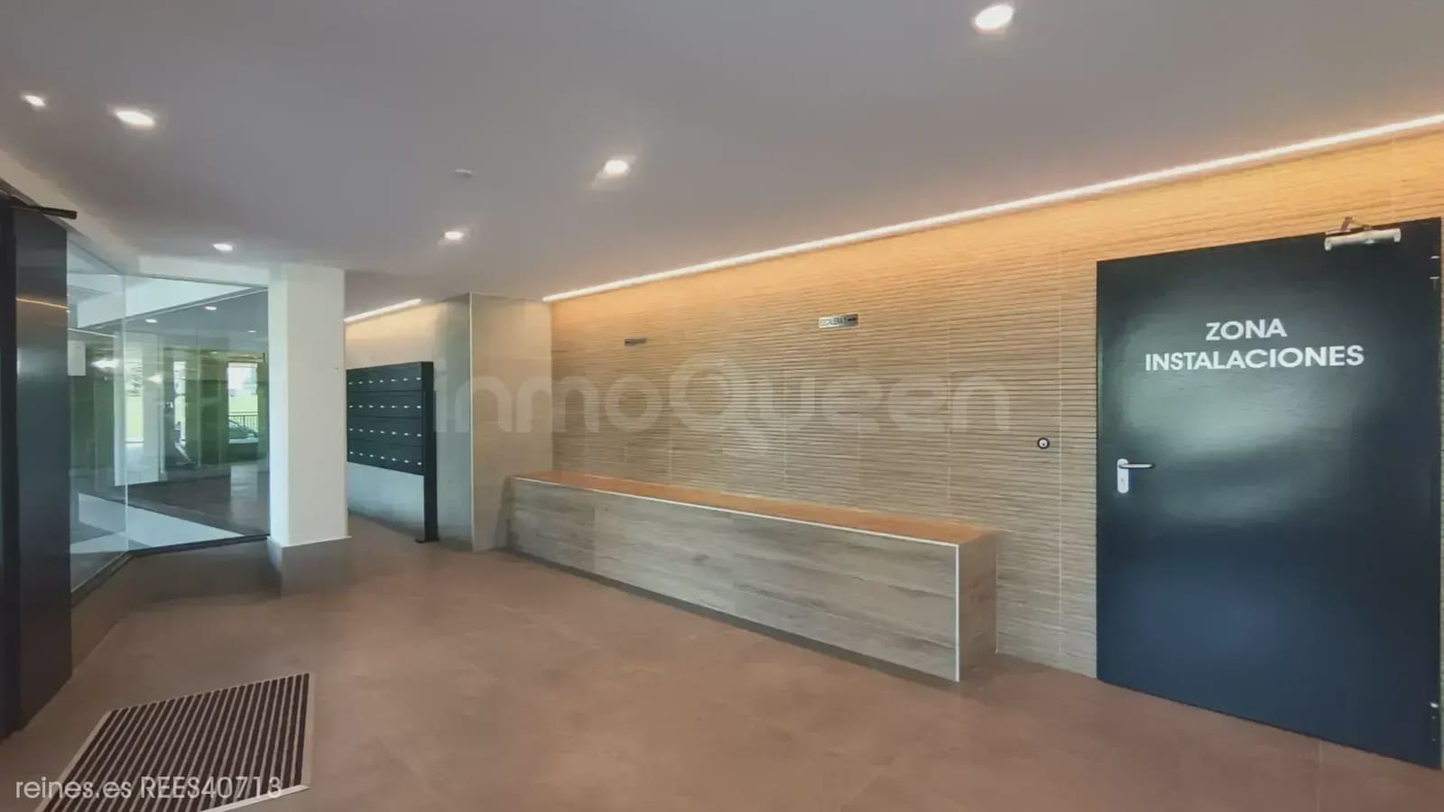 2 slaapkamer Flat te huur in Oviedo met garage - € 1.100 (Ref: 9879893)