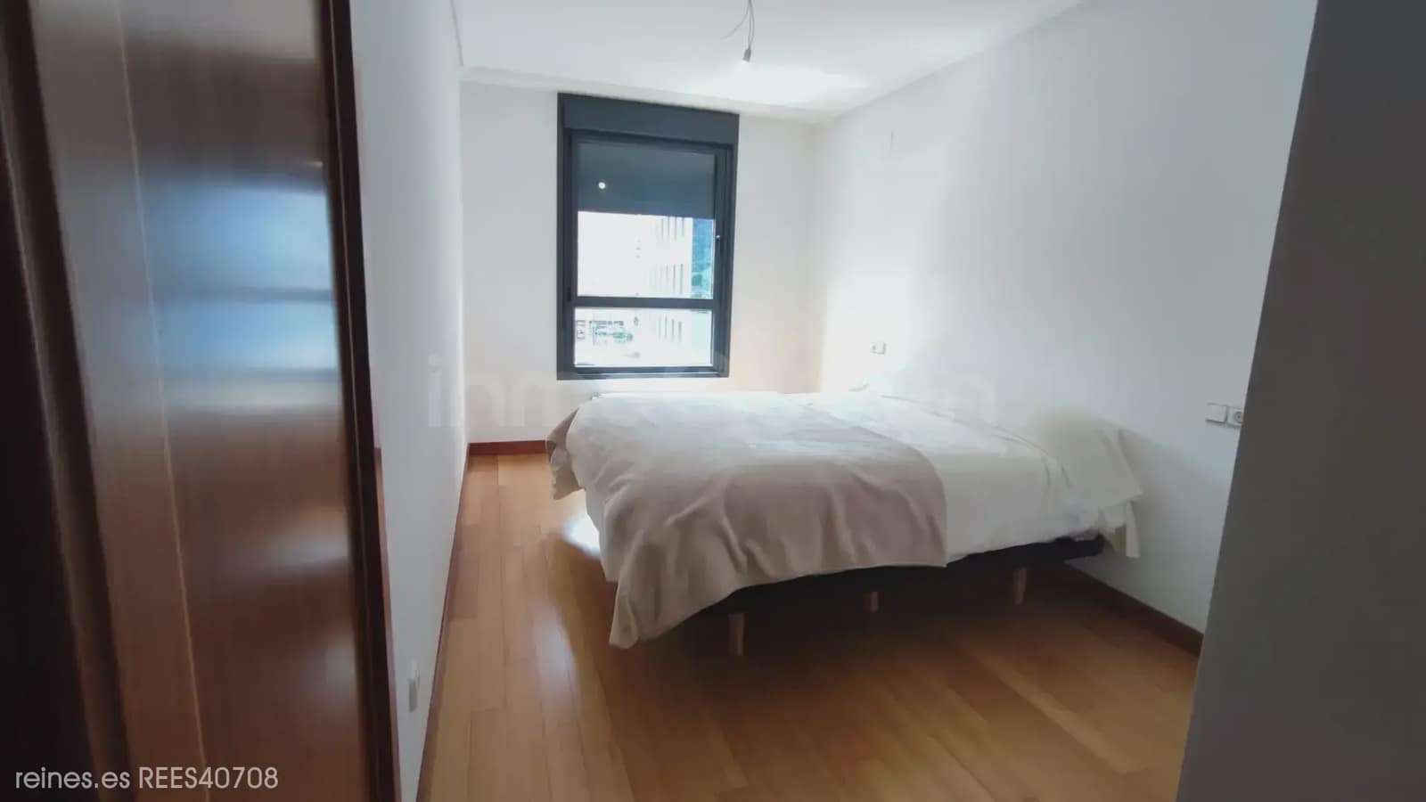 2 sovrum Lägenhet till salu i Oviedo - 270 000 € (Ref: 9892711)