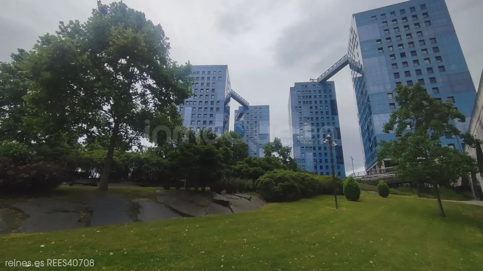 2 sovrum Lägenhet till salu i Oviedo - 270 000 € (Ref: 9892711)