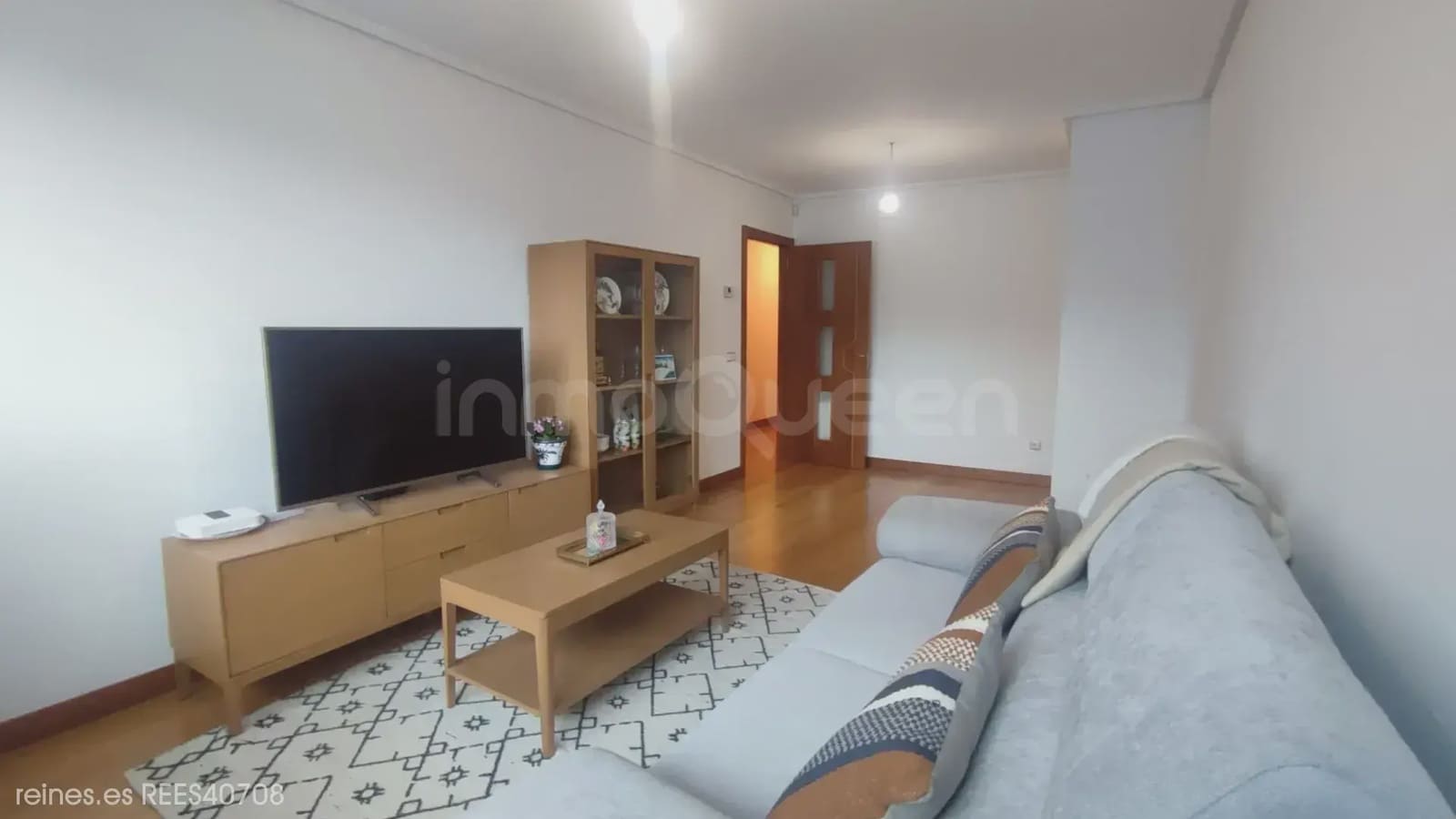 2 sovrum Lägenhet till salu i Oviedo - 270 000 € (Ref: 9892711)