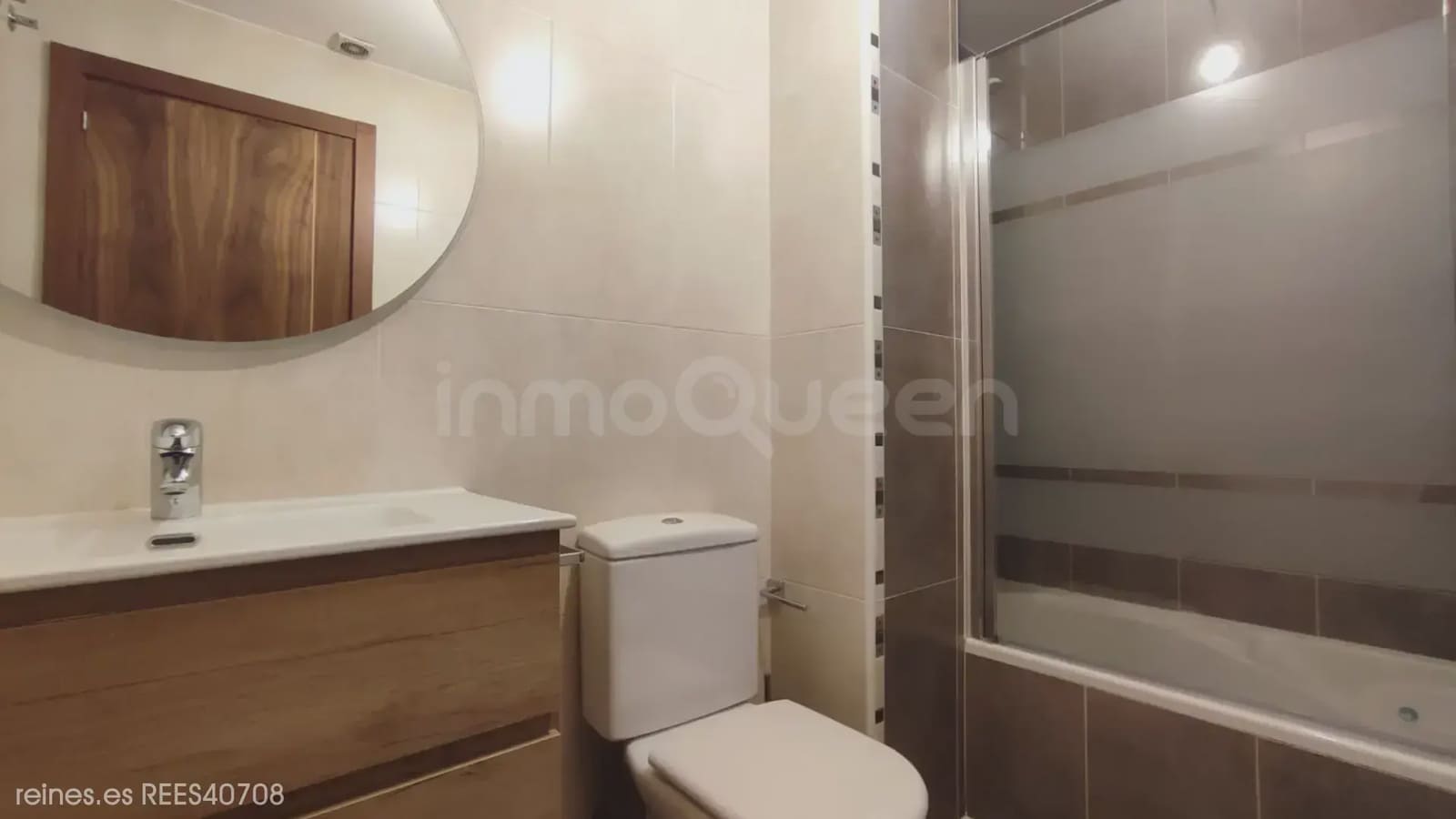 2 sovrum Lägenhet till salu i Oviedo - 270 000 € (Ref: 9892711)
