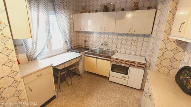 3 sovrum Lägenhet till salu i Torrelavega - 295 000 € (Ref: 9892978)