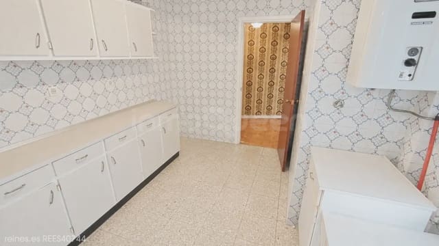 4 Zimmer Wohnung zu verkaufen in Torrelavega - 279.000 € (Ref: 9892978)