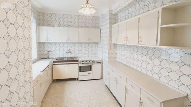 4 Zimmer Wohnung zu verkaufen in Torrelavega - 279.000 € (Ref: 9892978)