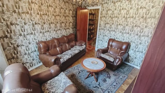 4 Zimmer Wohnung zu verkaufen in Torrelavega - 279.000 € (Ref: 9892978)