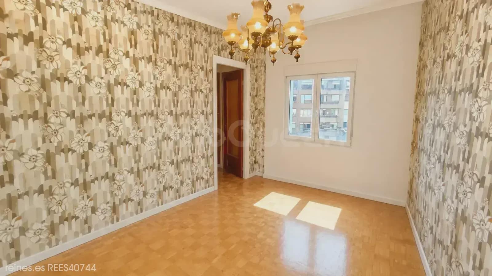 4 Zimmer Wohnung zu verkaufen in Torrelavega - 279.000 € (Ref: 9892978)