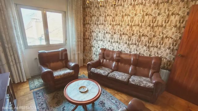 4 Zimmer Wohnung zu verkaufen in Torrelavega - 279.000 € (Ref: 9892978)