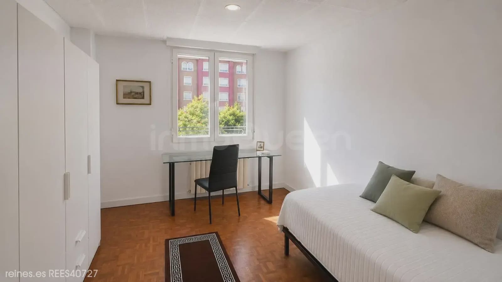 4 quarto Apartamento para arrendar em Saragoca cidade - 1 550 € (Ref: 9892979)