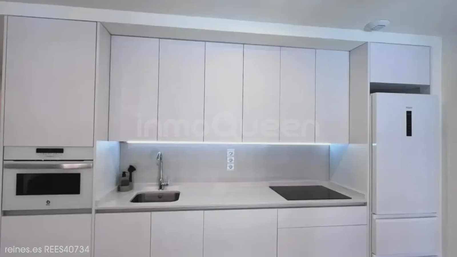 1 sovrum Lägenhet att hyra i Llanes med pool garage - 600 € (Ref: 9893243)