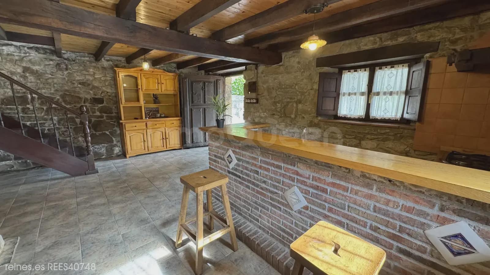3 bedroom Apartment for sale in Lierganes with garage - € 250,000 (Ref: 9894929)