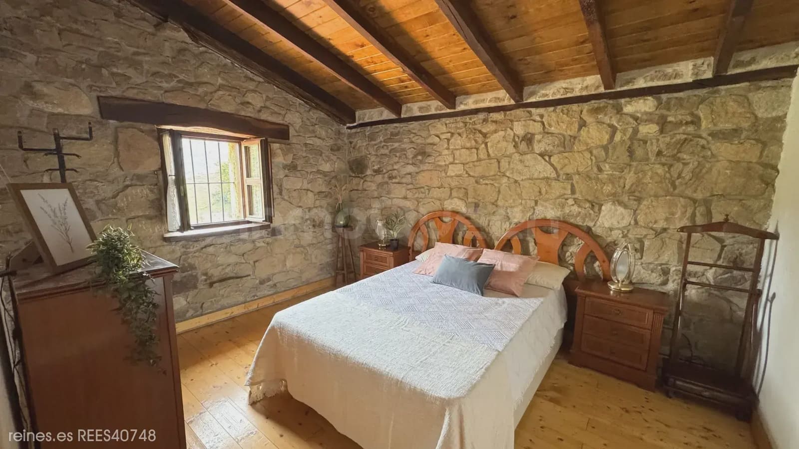 3 bedroom Apartment for sale in Lierganes with garage - € 250,000 (Ref: 9894929)