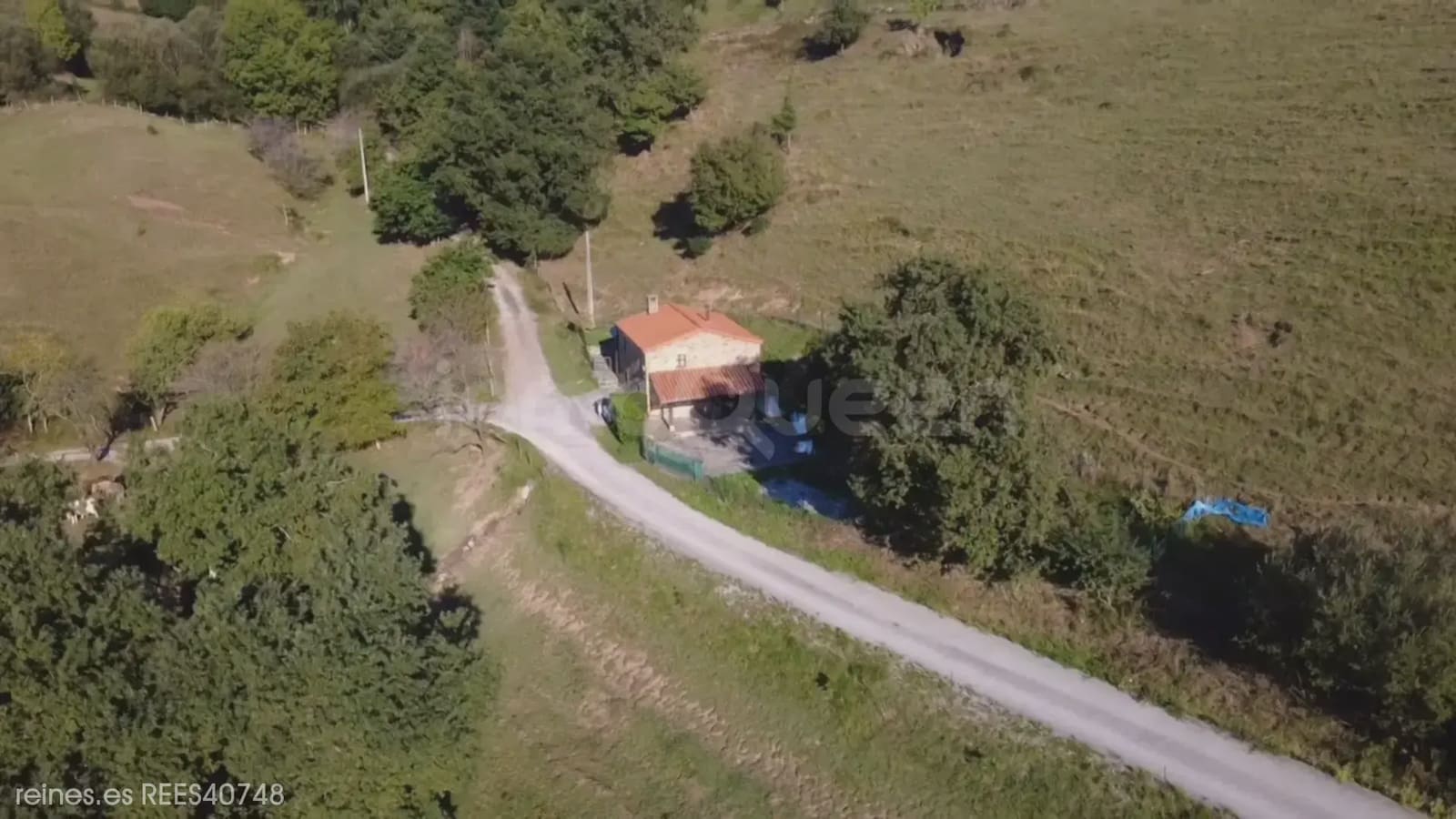 3 bedroom Villa for sale in Lierganes with garage - € 242,000 (Ref: 9894929)