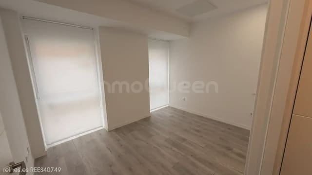 1 sovrum Lägenhet till salu i Cuatro Caminos, Madrid stad - 415 000 € (Ref: 9895376)