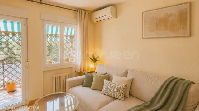 3 slaapkamer Flat te koop in Castillejos, Madrid stad - € 750.000 (Ref: 9898594)