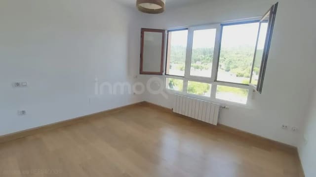 3 slaapkamer Flat te koop in Colombres, Ribadedeva met garage - € 180.000 (Ref: 9902364)