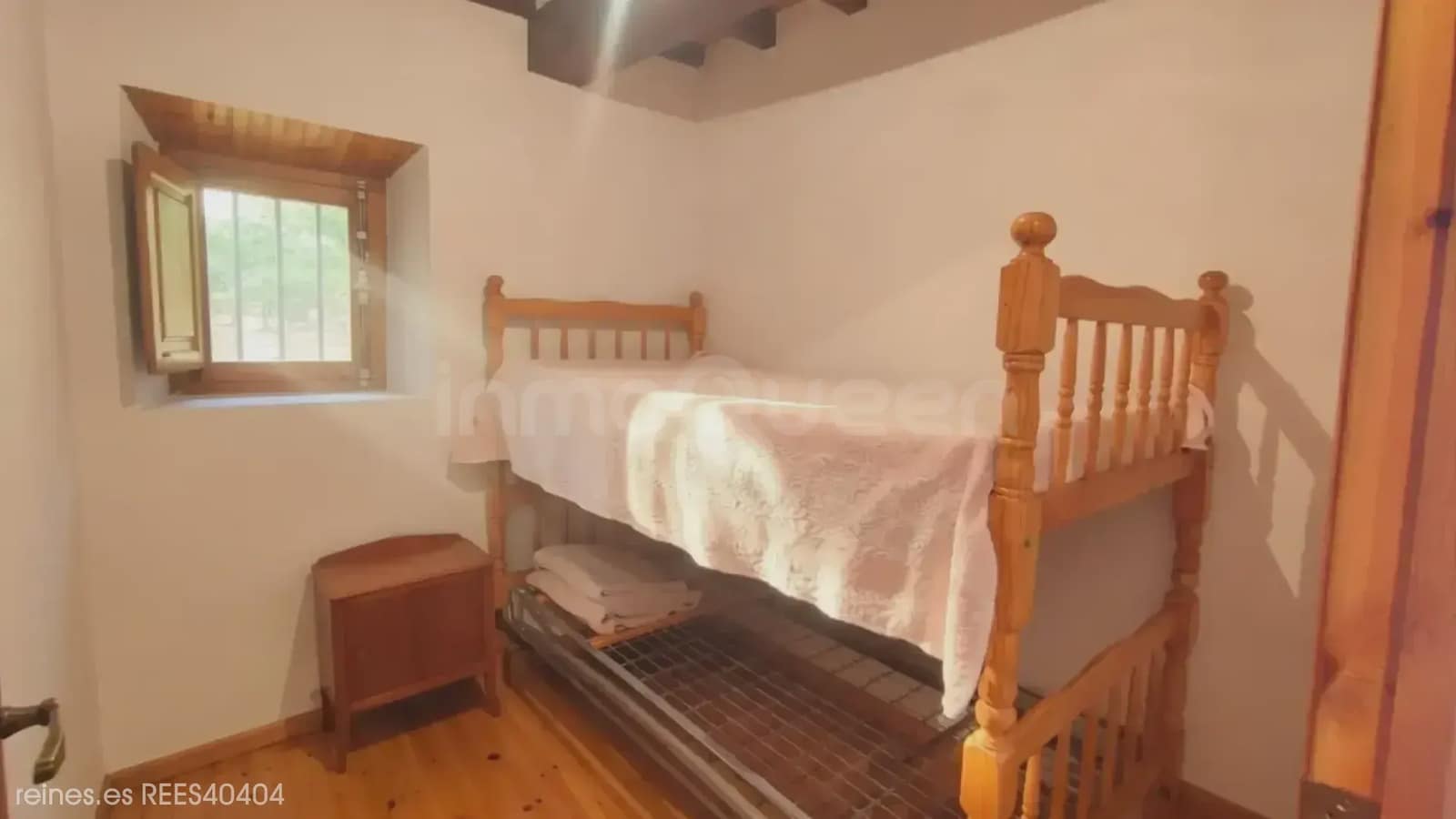 Finca/Casa Rural de 3 habitaciones en Alles en venta con garaje - 115.000 € (Ref: 9902365)