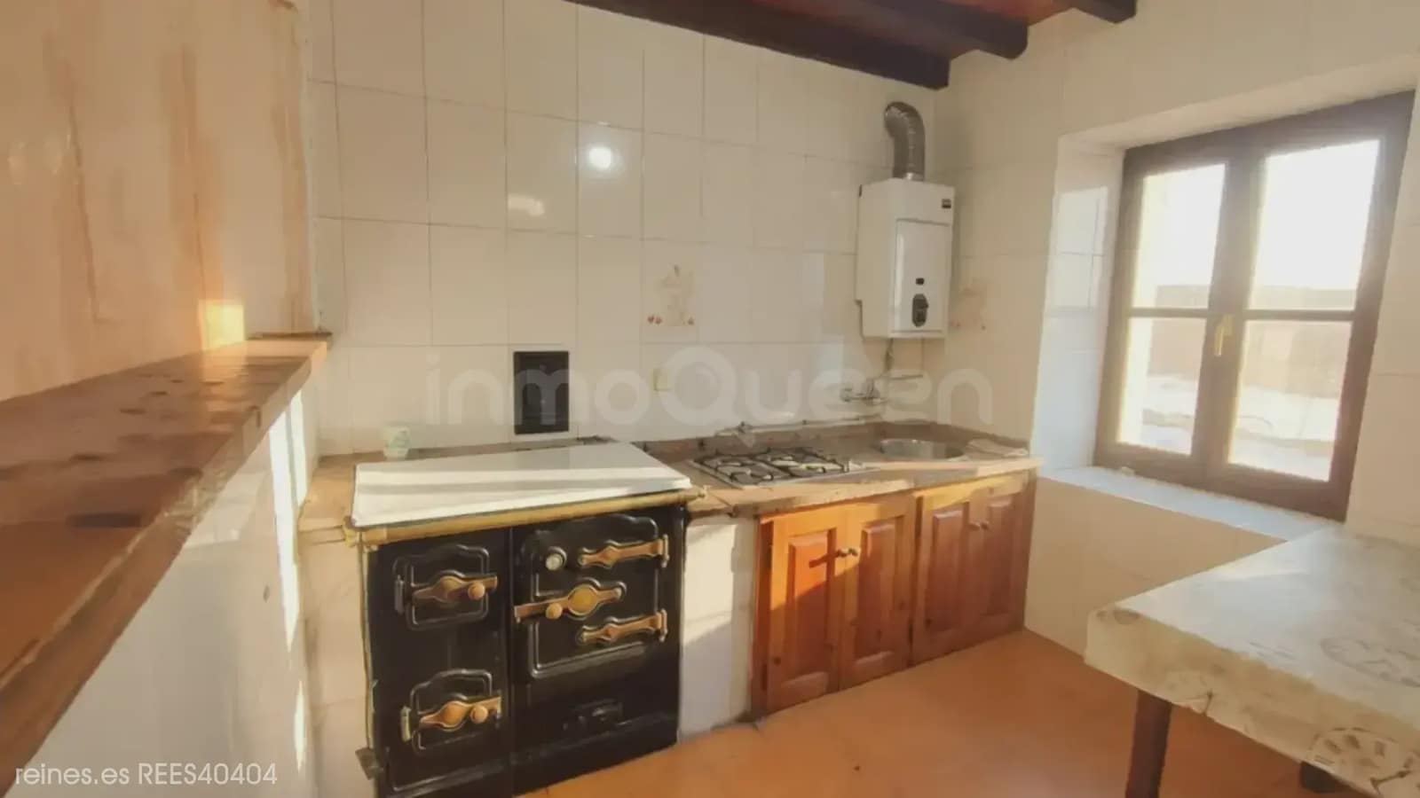Finca/Casa Rural de 3 habitaciones en Alles en venta con garaje - 115.000 € (Ref: 9902365)