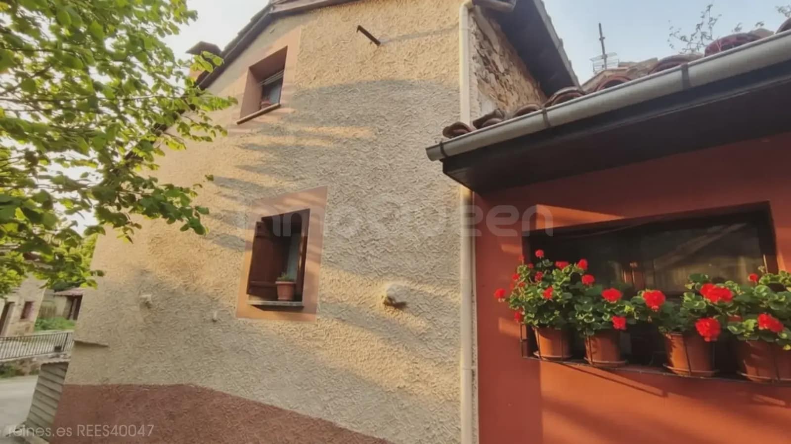 3 Zimmer Finca/Landgut zu verkaufen in Cabrales mit Garage - 169.000 € (Ref: 9902476)