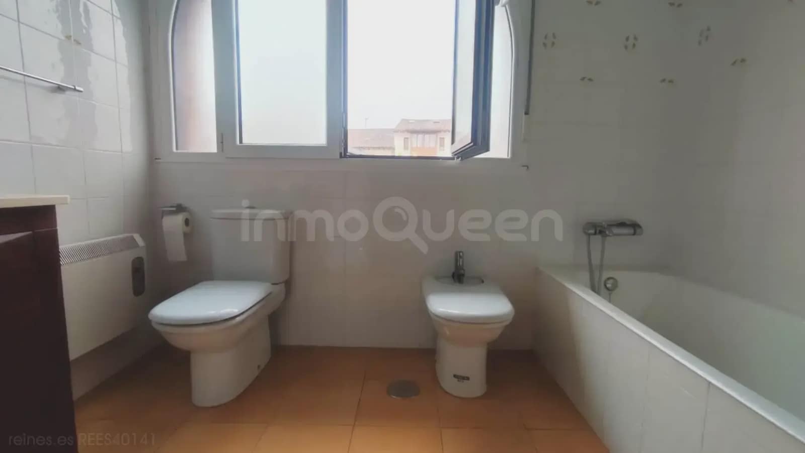 Finca/Casa Rural de 4 habitaciones en Llanes en venta con garaje - 350.000 € (Ref: 9902477)