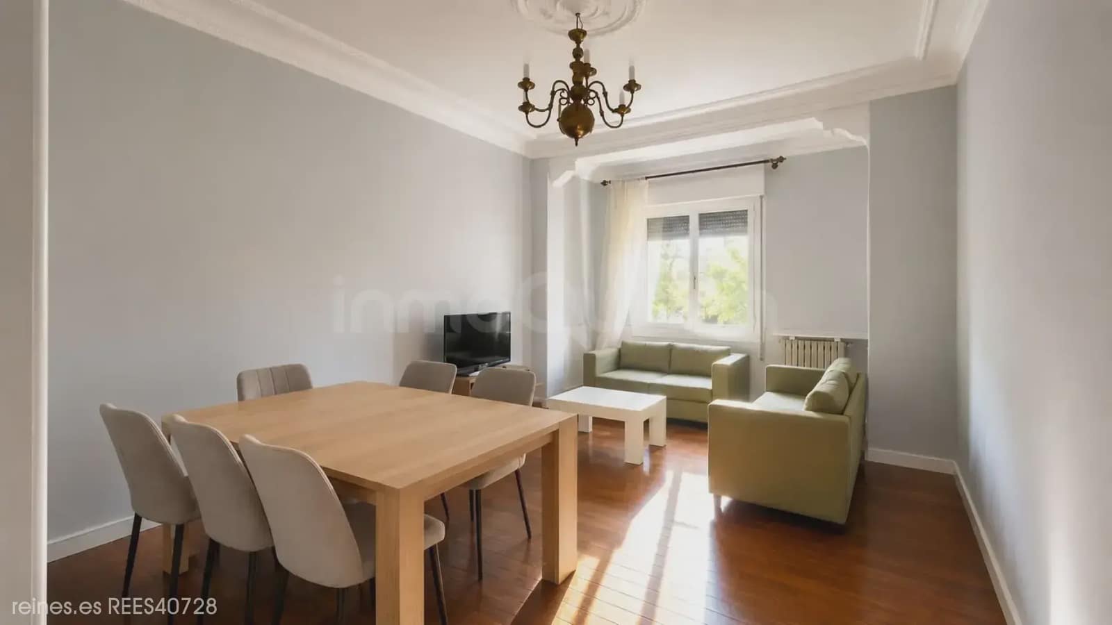 4 bedroom Flat for rent in Zaragoza city - € 1,450 (Ref: 9908829)