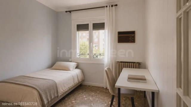 4 bedroom Flat for rent in Zaragoza city - € 1,450 (Ref: 9908829)