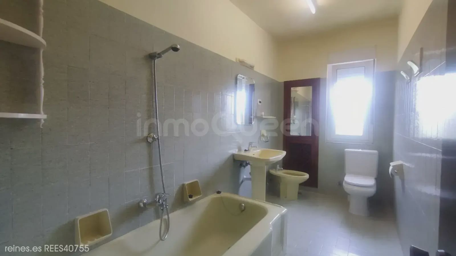 4 bedroom Finca/Country House for sale in Nava - € 450,000 (Ref: 9919101)