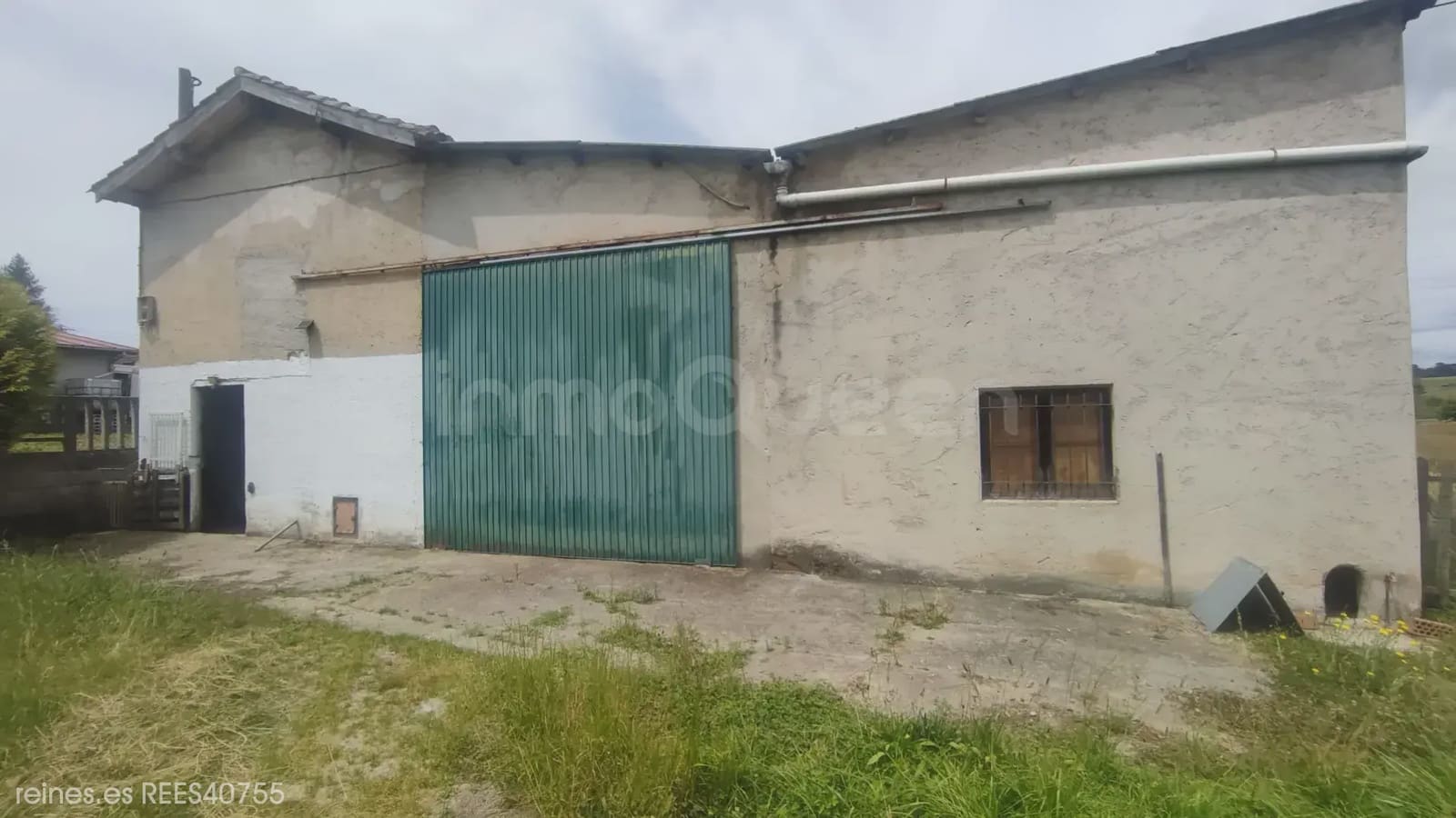 4 bedroom Finca/Country House for sale in Nava - € 450,000 (Ref: 9919101)