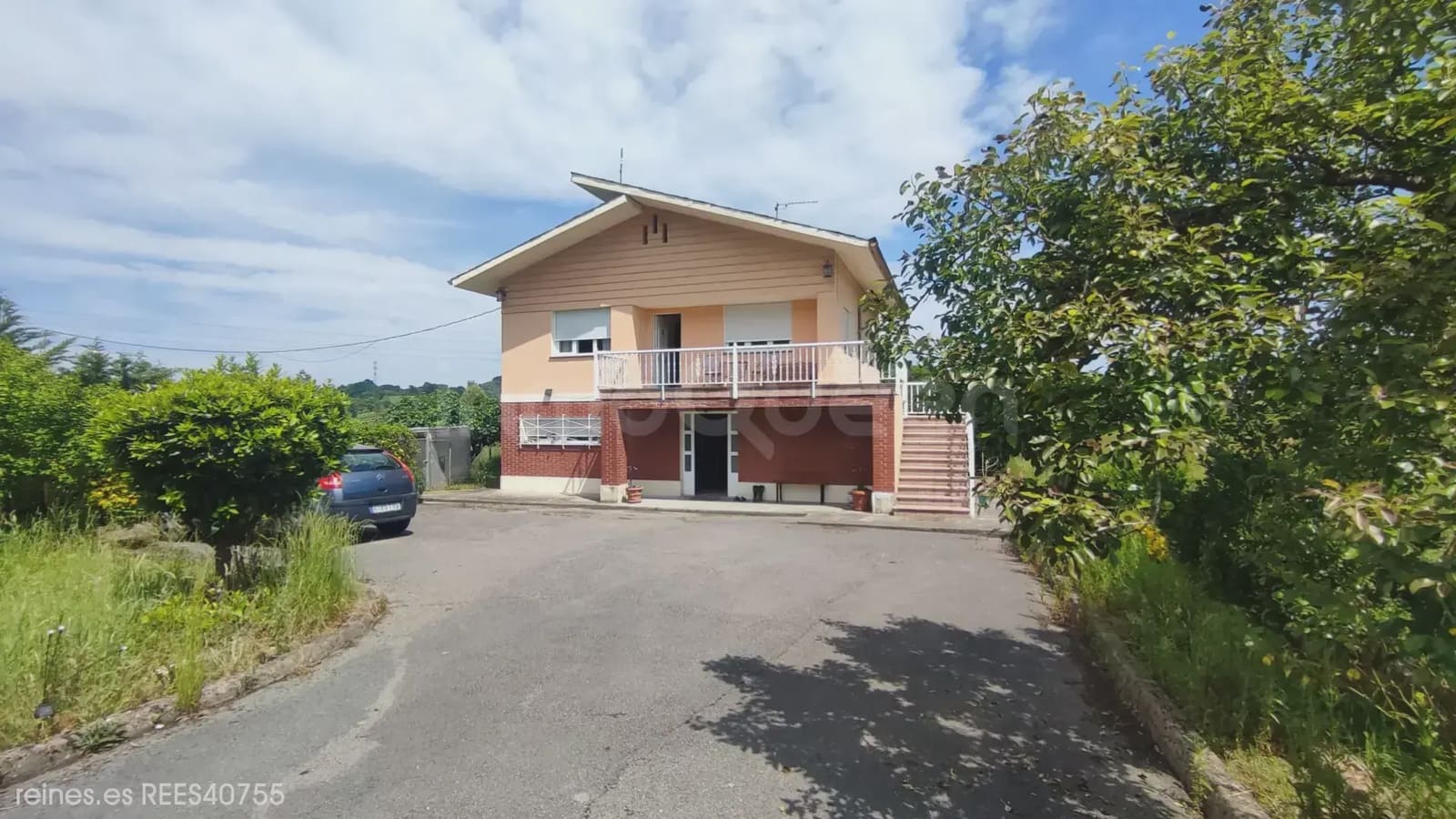 4 bedroom Finca/Country House for sale in Nava - € 450,000 (Ref: 9919101)