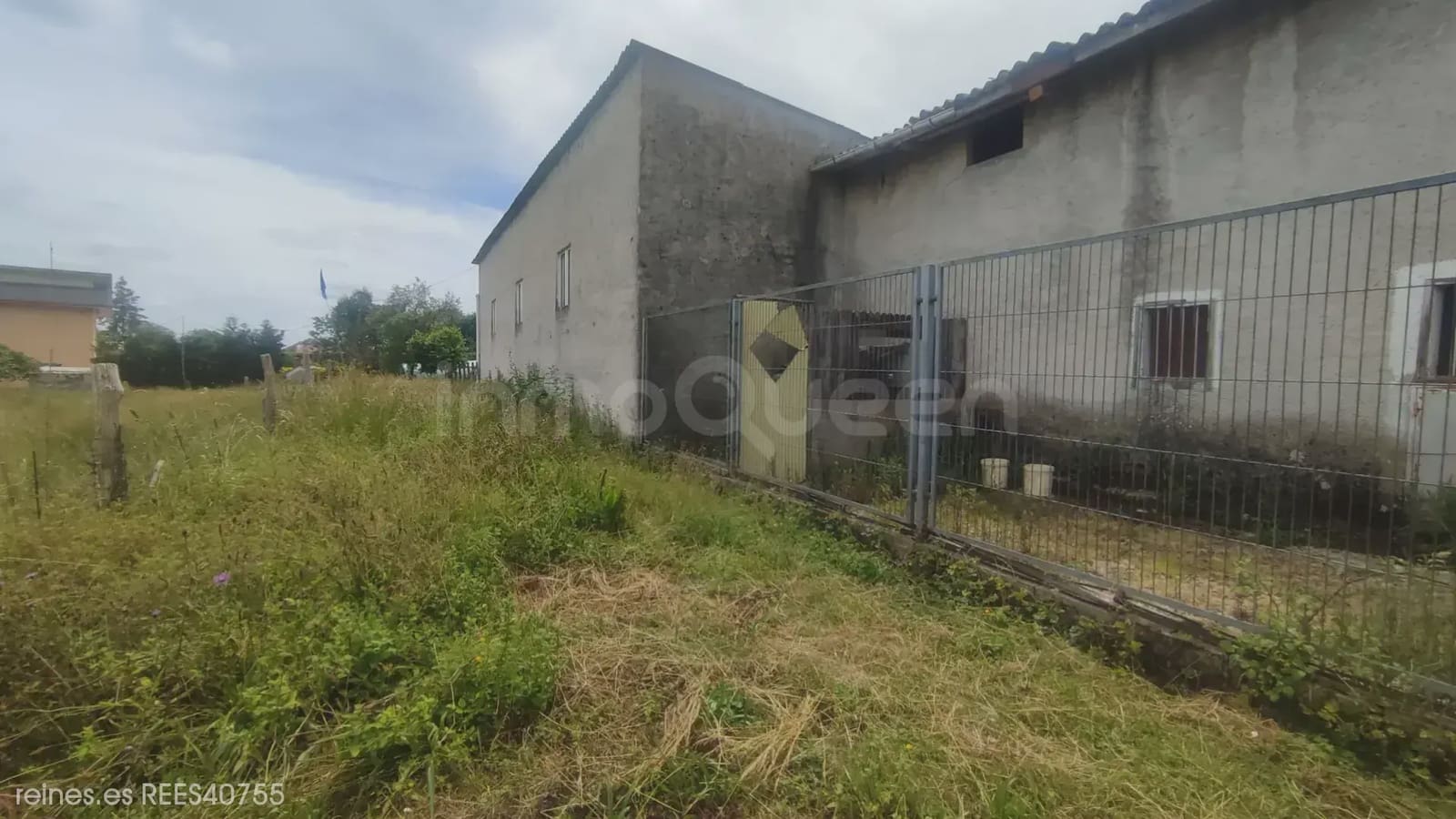 4 bedroom Finca/Country House for sale in Nava - € 450,000 (Ref: 9919101)