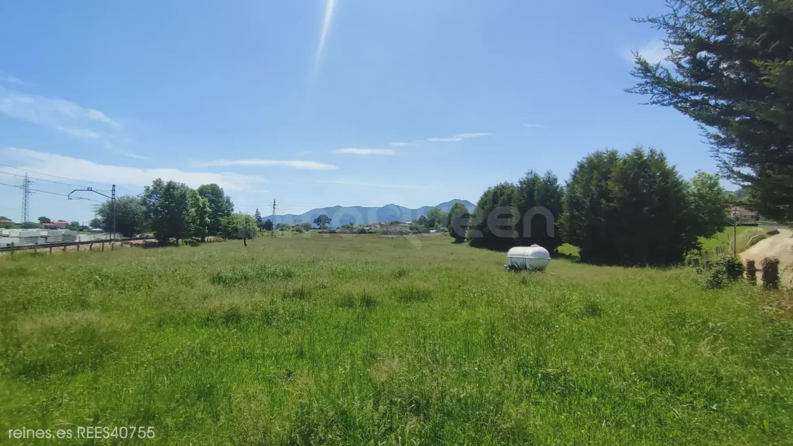 4 bedroom Finca/Country House for sale in Nava - € 450,000 (Ref: 9919101)