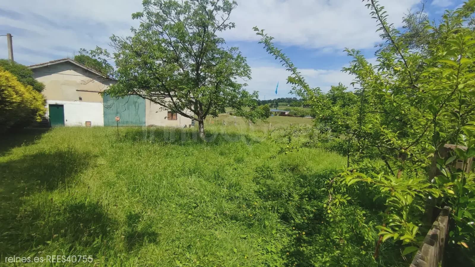 4 bedroom Finca/Country House for sale in Nava - € 450,000 (Ref: 9919101)
