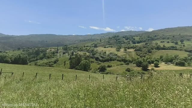 Bauplatz zu verkaufen in Peñamellera Baja - 140.000 € (Ref: 9922846)