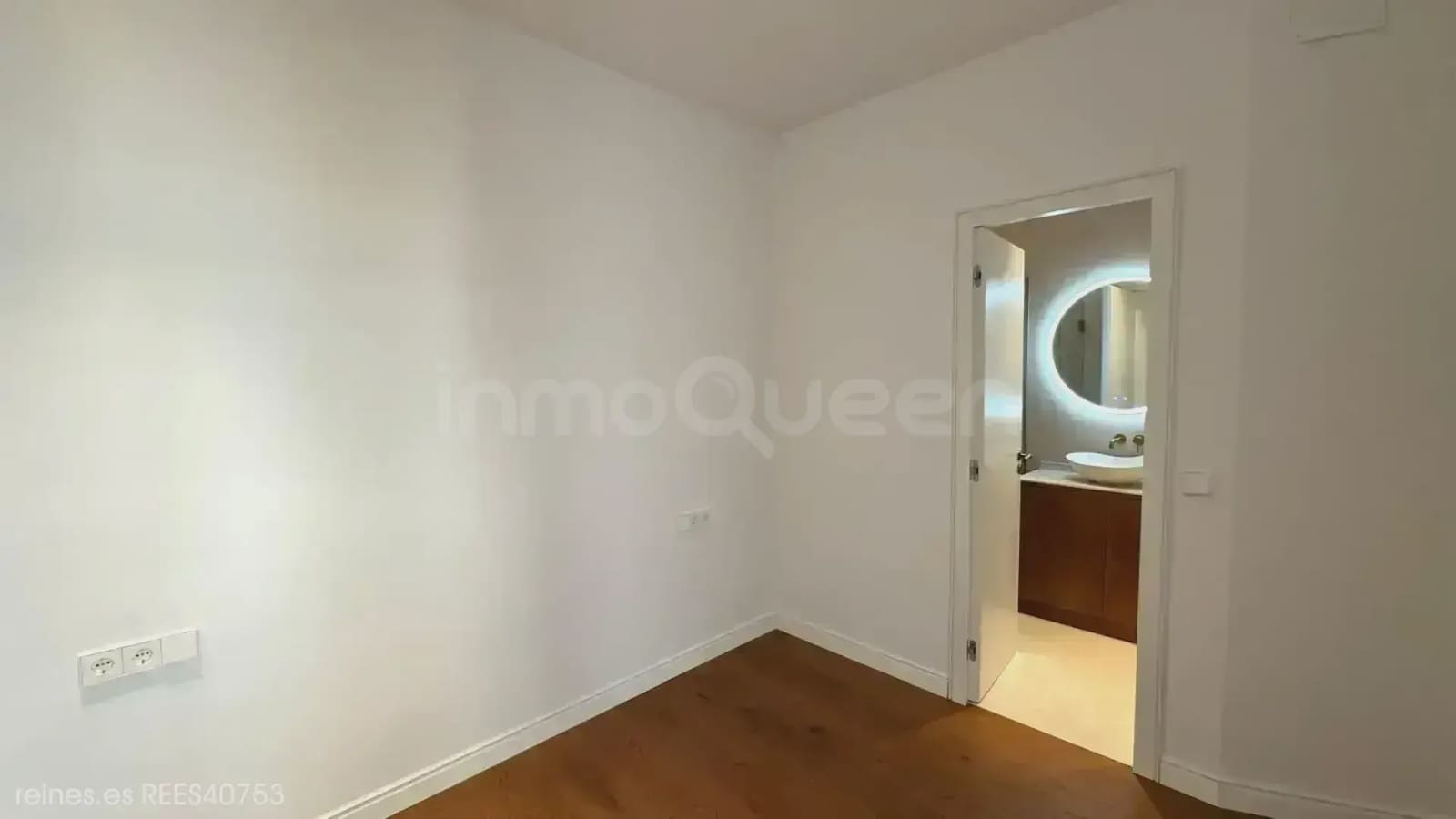 2 bedroom Flat for sale in Madrid city - € 1,270,000 (Ref: 9923052)