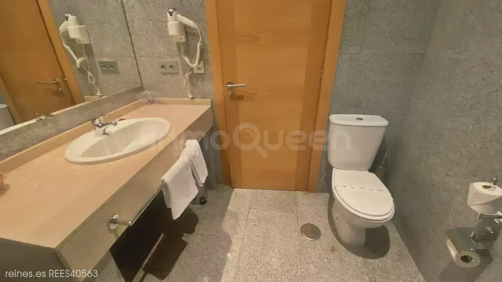 49 sovrum Hotell att hyra i Oviedo med garage - 24 000 € (Ref: 9932405)