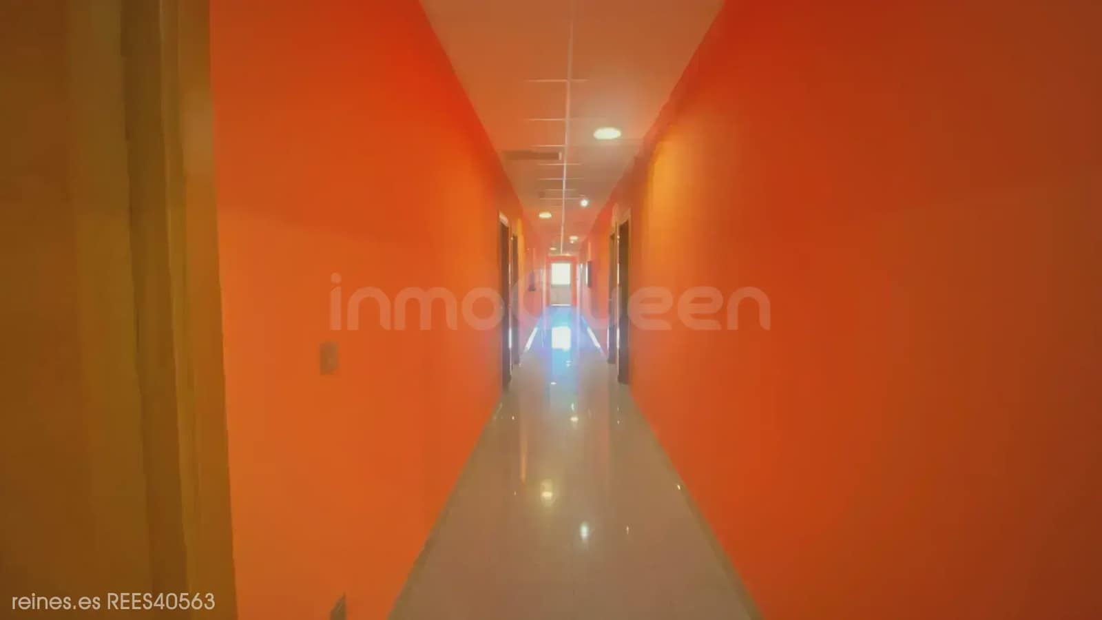 49 sovrum Hotell att hyra i Oviedo med garage - 24 000 € (Ref: 9932405)